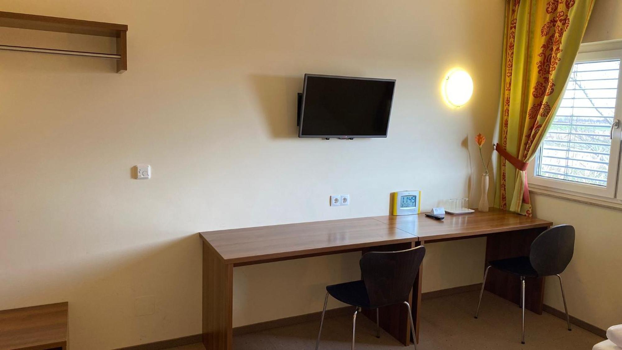 Hotel Weinland Donnerskirchen Zimmer foto